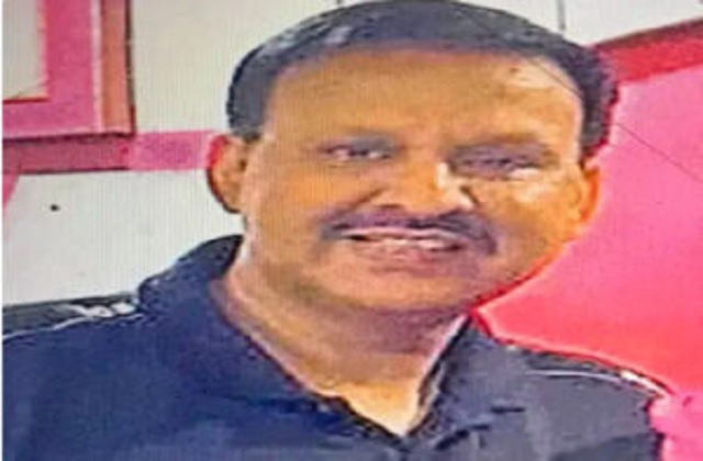 11_26_407614996medical-stoer-owner