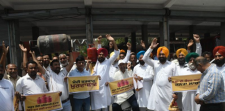 LPG Price Hike Protests: Commercial LPG cylinder ki badhti kimton par Punjab mein bawaal; Hotel Association ne Kendra ko di chetawani.