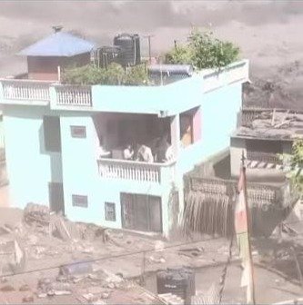 Nepal Landslide: ਦਰਿਆ ’ਚ ਡਿੱਗਿਆ ਪਹਾੜ, ਹੜ੍ਹ ਤੇ ਲੈਂਡਸਲਾਈਡ ਨਾਲ ਤਬਾਹੀ Nepal Landslide: ਦਰਿਆ ’ਚ ਡਿੱਗਿਆ ਪਹਾੜ, ਹੜ੍ਹ ਤੇ ਲੈਂਡਸਲਾਈਡ ਨਾਲ ਤਬਾਹੀ